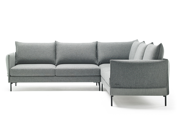 HARDY sofa for Blasco&Vila. Photo by estudi{H}ac.