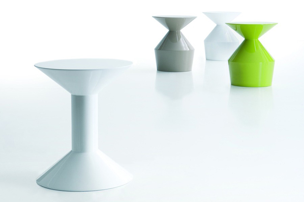 Mesas SHAPE diseñadas por Jorge Pensi para Viccarbe