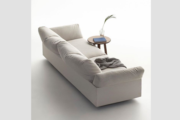 LIMA sofa, designed by Jorge Pensi for Cármenes