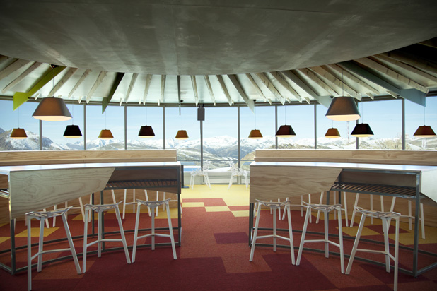 The interior design of the restaurant Coll Blanc at Grandvalira, Andorra