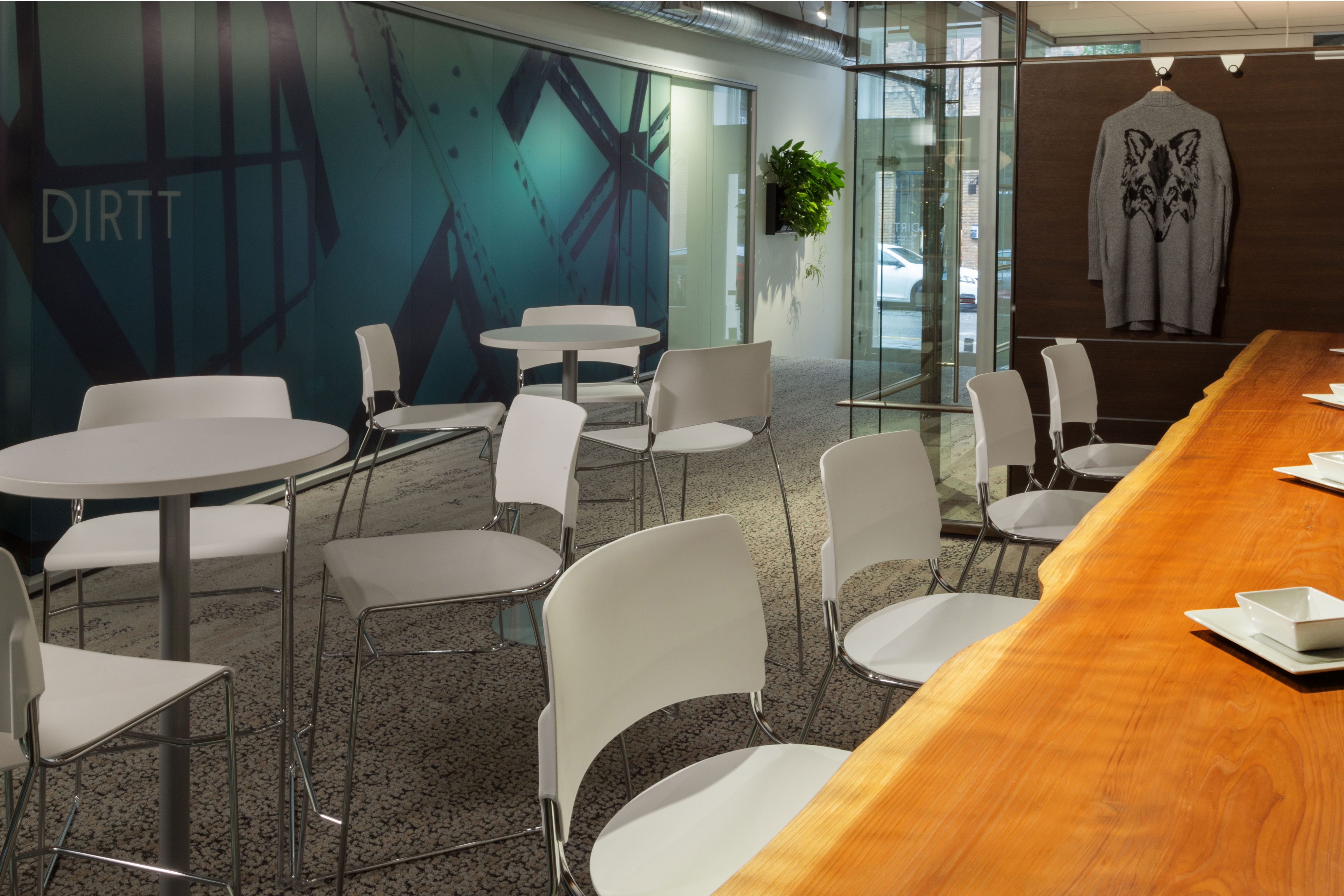 ADOS chairs at the DIRTT’s company coffee corner in San Francisco. Photo: Courtesy of Akaba.