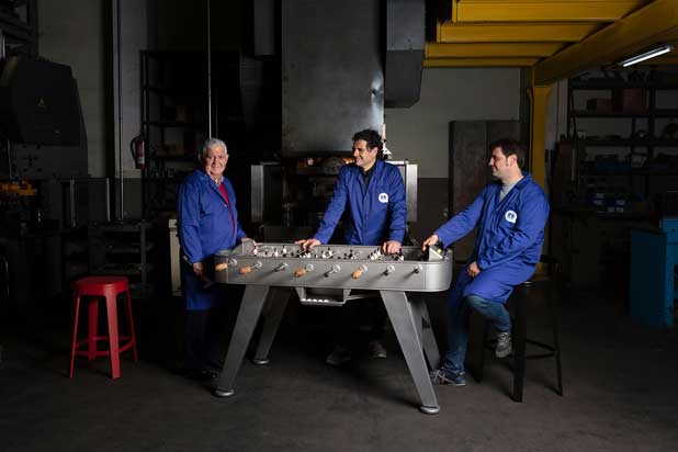 Rafael Rodríguez, основатель компании, и его двое сыновей, Rafa y Sergio, руководящие компанией в настоящее время. Фото предоставлено RS Barcelona.