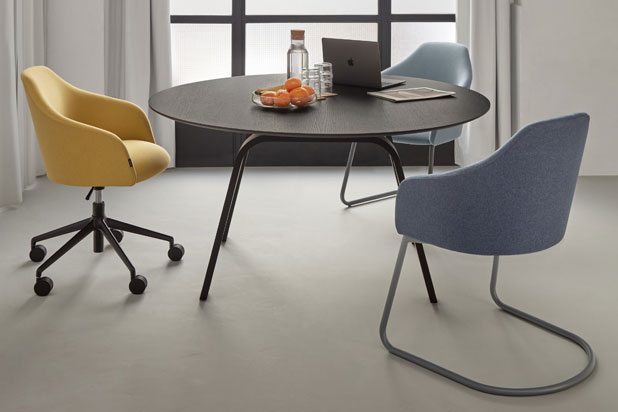 HELIUM chairs designed by David Redondo for Capdell. Photo courtesy of Capdell.