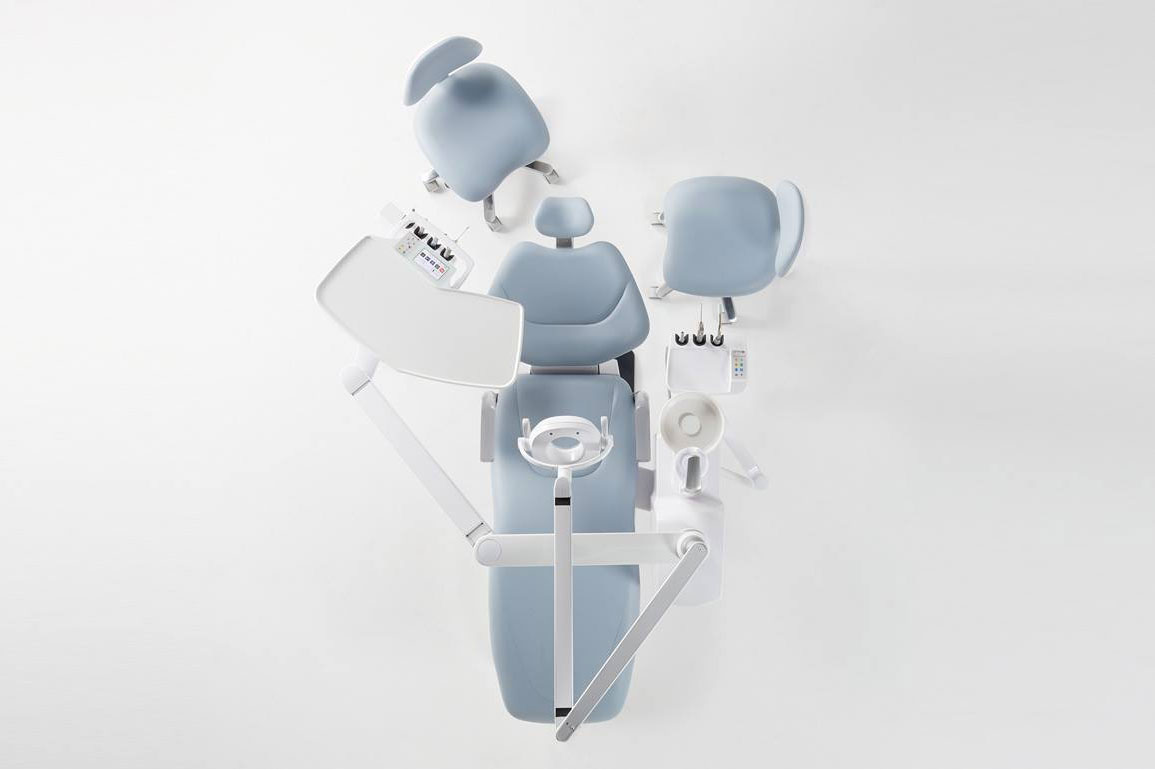 EURUS dental chair by Alegre Design for Takara Belmont. Photo. Courtesy of Alegre Design