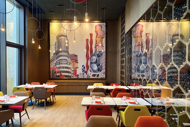 Jaleo restaurant by Chef José Andrés in Dubai, UEA. Photo by CGA, courtesy of Capella García Arquitectura.