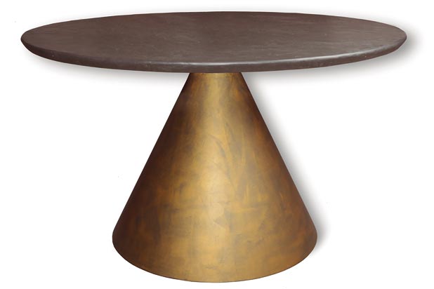 Valyria table by Eusebio Bellón