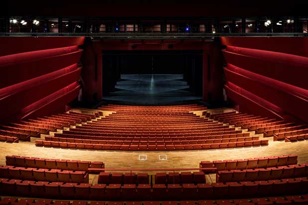 Ezcaray Seating armchairs at the “Comédie Scène Nationale de Clermort-Ferrand” in France. Photo by Mathieu Noël, courtesy of Ezcaray Seating.