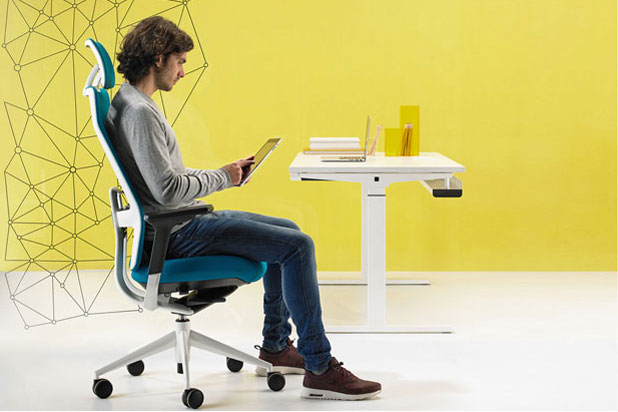 TNK Flex chair by Alegre Design Studio for Actiu. Photo courtesy of Actiu.