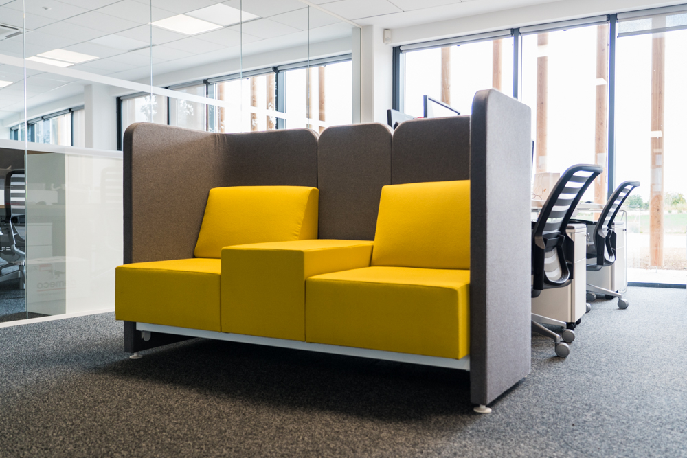 Office solutions by Forma 5 at the Crédit Agricole bank in Bergerac, France. Photo. Courtesy of Forma 5