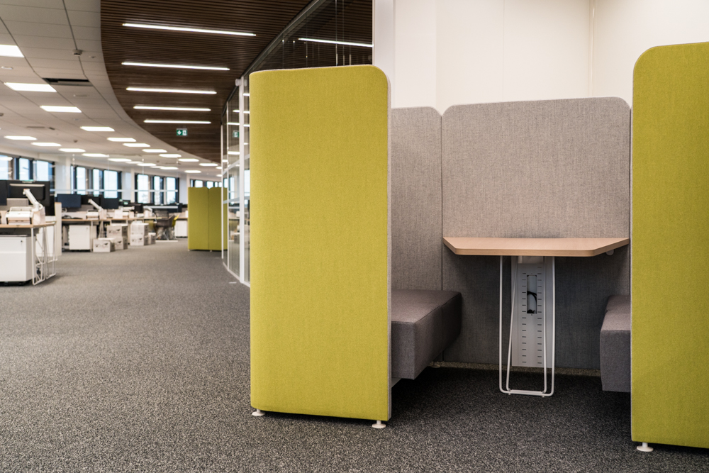 Office solutions by Forma 5 at the Crédit Agricole bank in Bergerac, France. Photo. Courtesy of Forma 5