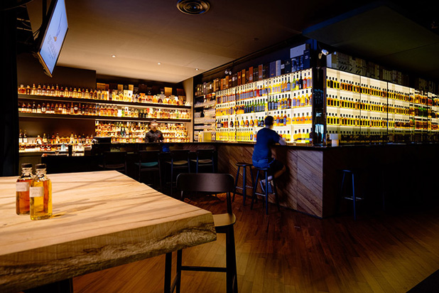 Quaich bar