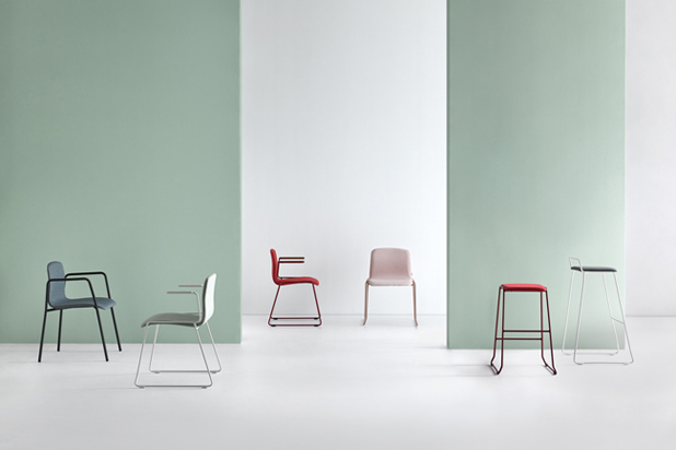 HUG chairs and stools by Ximo Roca for Mobboli. Photo: Courtesy of Mobboli
