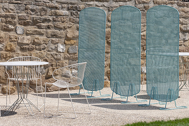 Dividers from the ARENA collection, designed by Ilmiodesign for iSiMAR. Photo courtesy of iSiMAR.