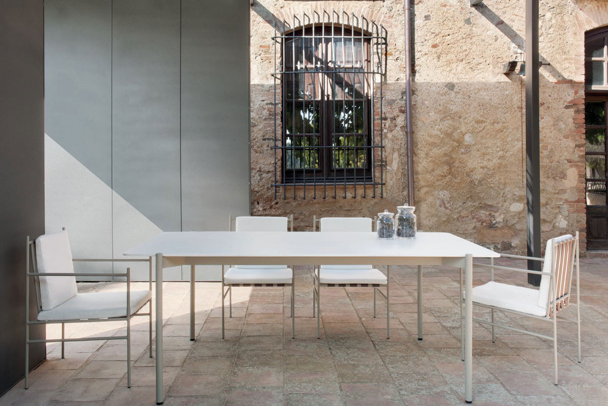 Min collection designed by Francesc Rife for POINT. Photos by POINT.