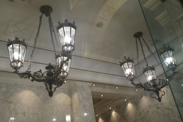 Riperlamp lights up the Alhazm mall in Doha