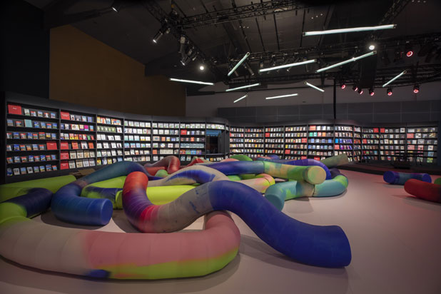Spain Pavilion at the Frankfurt Book Fair designed by Enorme and Vitamina studios. Photo courtesy of Andreu World.