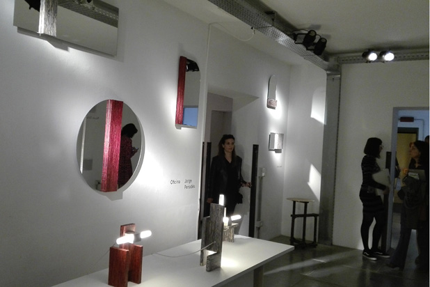 Structural skin lamp and mirrow by Jorge Penadés