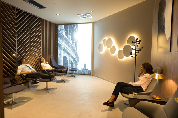PIN, MAYFAIR and PUCK WALL ARTS lamps at the Rome’s Fiumicino airport. Photo. Courtesy of Vibia.
