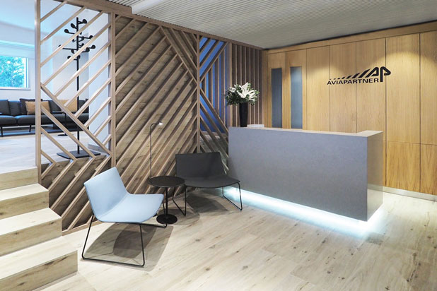 PIN floor lamp at the Rome’s Ciampino airport. Photo. Courtesy of Vibia.