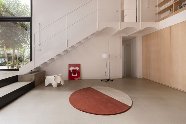 Colección de alfombras PEARLS diseñada por Sabine Finkenauer para Nani Marquina. Foto de ©Albert Font, cortesía de Nani Marquina.