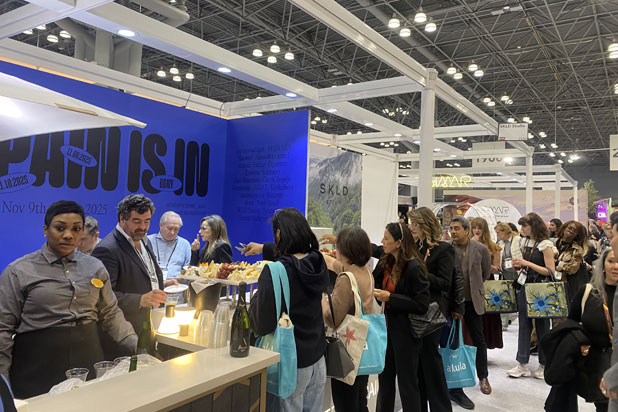 Pabellón España en la feria BDNY 2025 