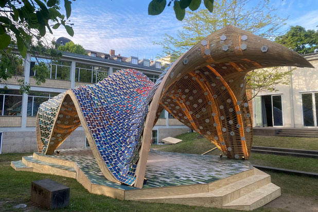 Instalación en los jardines del Instituto Cervantes en Frankfurt (Alemania). 