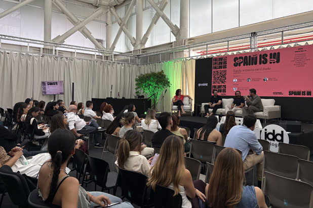 Panel “España te conecta con el diseño” en la Feria de Diseño de Medellín (Colombia) 2026 
