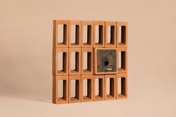 Sistema modular de tabiques BIOCLIMATIC LATTICE de todobarro. Foto cortesía de todobarro. 