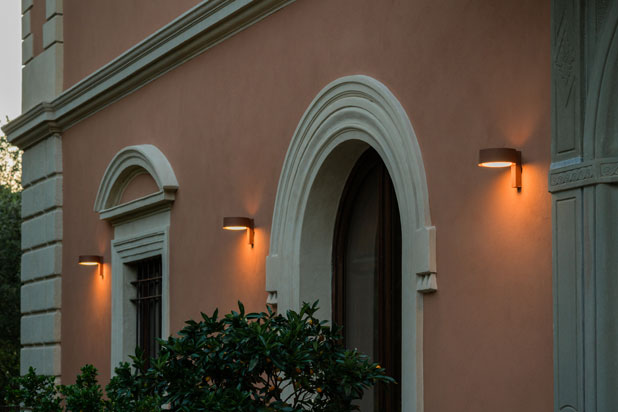 Marset´s outdoor lights at the Fattoria de Vignamaggio in Italy. Photo courtesy of @vignamaggio.