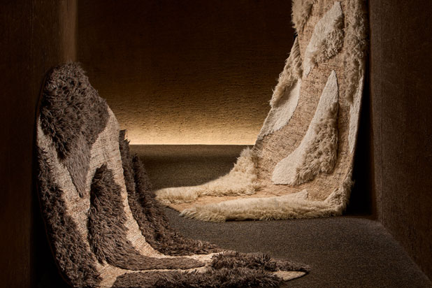 Colección de alfombras New Origins diseñadas por Aline de Laforcade para Gan. Foto de Angel Segura, cortesía de Gan.