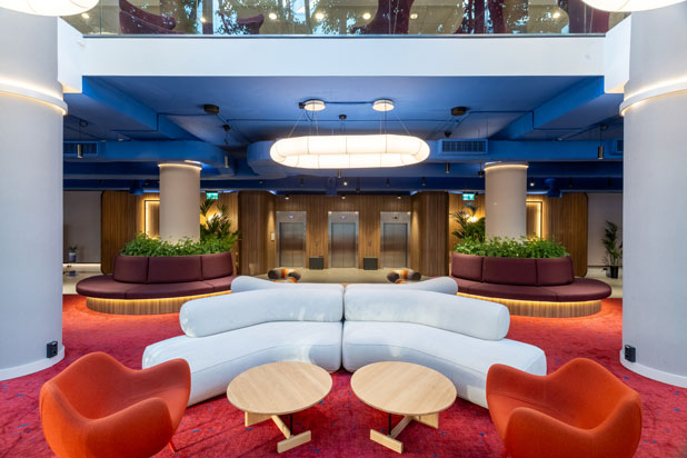  Mercure Warsaw Centrum hotel by Stone Designs. Photo by Alberto Monteagudo, courtesy of Stone Designs.