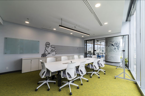 Actiu´s office furmiture at the Adidas headquarters in Mexico D.F. Photo courtesy of Actiu.
