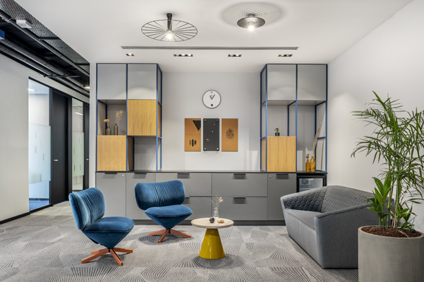 Sancal furniture at the One1 Office in Petah Tikva, Israel. Photo by Yoav Peled, courtesy of EN Design studio and Sancal.