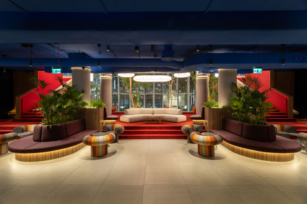 Mercure Warszawa Centrum hotel in Warsaw, Poland by Stone Designs. Foto de Stone Designs. 