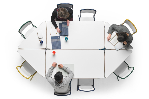 ACTIFLEX classroom furniture by Alegre Design for Federico Giner. Photo courtesy of Alegre Design.