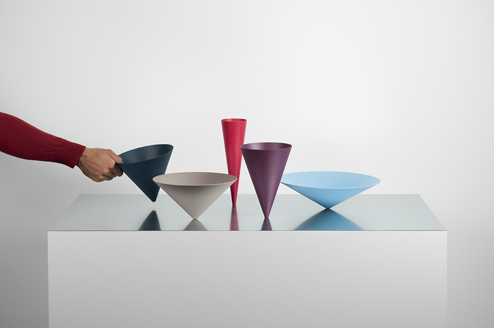 KADO flower vases by Goula/Figuera Studio for LoVisual. Photo courtesy of Goula/Figuera Studio.