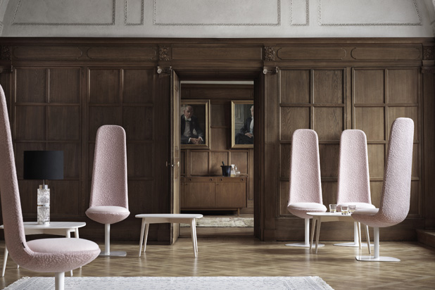 Petals armchairs para Skandiform