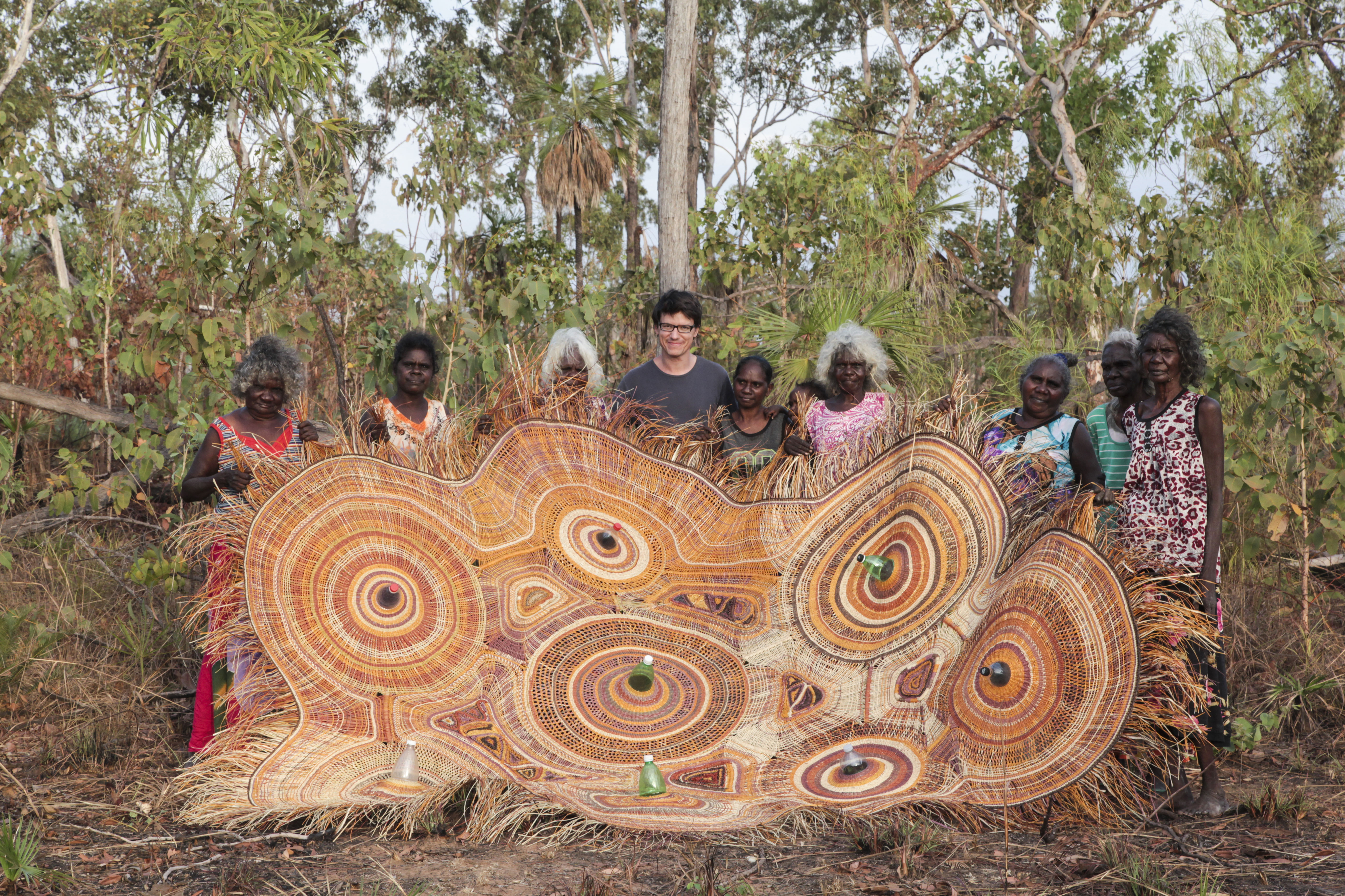 Ramingining artisans and Álvaro Catalán de Ocón in Australia. Photo: Courtesy of Acdo