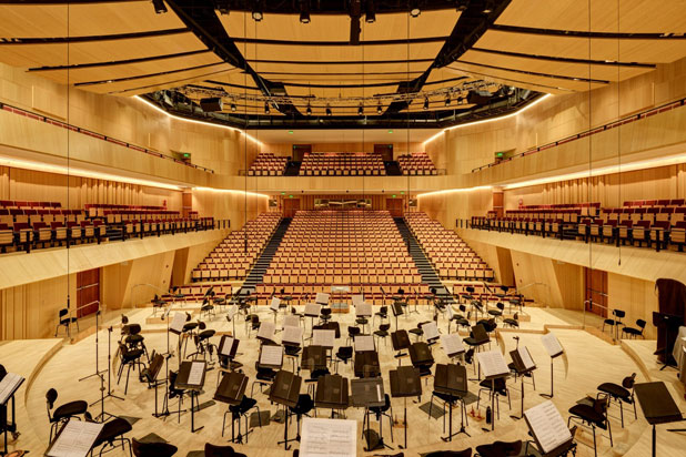 Figueras Seating armchairs at the National Symphony Hall of Chile University. Photo courtesy of Figueras Seating.