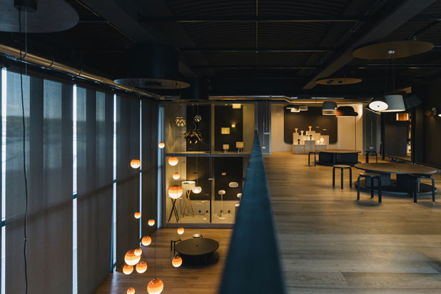 Showroom de Marset en Terrassa, Barcelona. Foto cortesía de Marset.