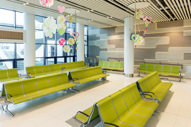 Actiu´s furniture at the Chisinau airport in Moldova. Photo courtesy of Actiu.