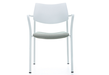 Silla Branka diseñada por Jorge Pensi