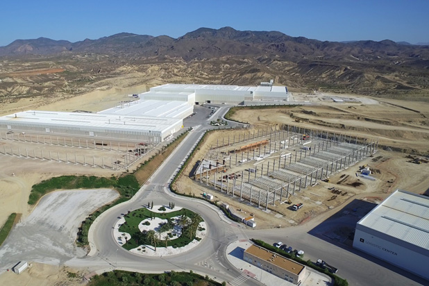 Ampliación de la sede central de Cosentino en Cantoria (Almería)