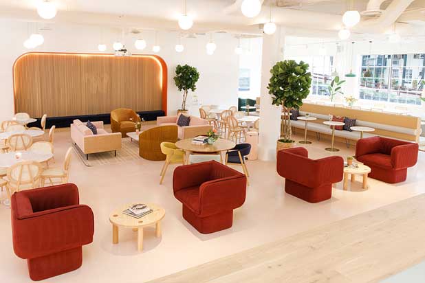 SIMONE sofa, BLOCK armchairs and OSLO chairs at the co-working space The Wing in Washington, USA. Photo by The Wing, courtesy of Missana.