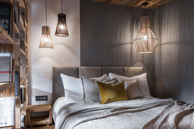 KORA y TINA lamps at the Swiss Alps chalet . Photo courtesy of Olé Lighting. 