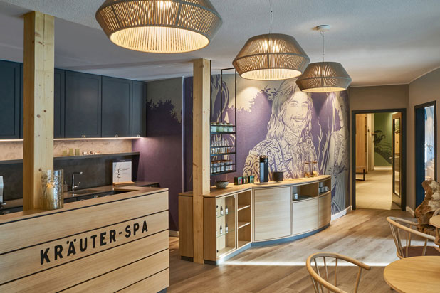 BANYO lamps at the Rittmeister Landhotel in Rostock, Germany. Photo courtesy of Olé Lighting. 