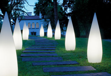 /content/dam/es/icex-interiors/reportajes/reportajes-de-empresas-y-marcas/such-different-light-from-b-lux/08-815346413.jpg