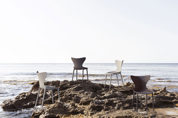 LOVE collection designed by Eugeni Quitllet for Vondom Revolution. Photo courtesy of Vondom.