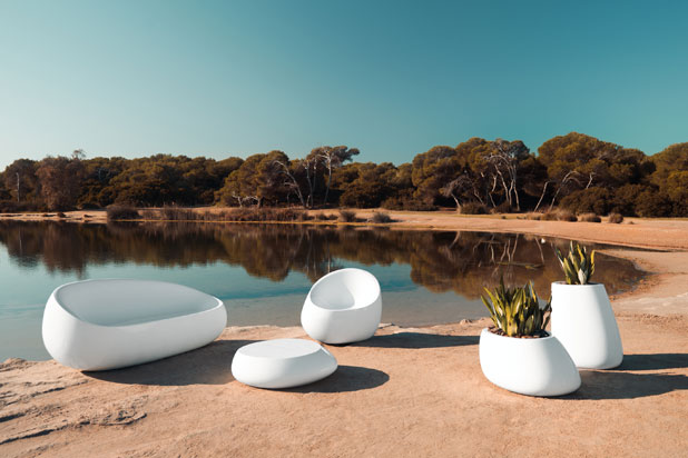 STONE collection designed by Stefano Giovannoni & Elisa Gargan for Vondom. Photo courtesy of Vondom.