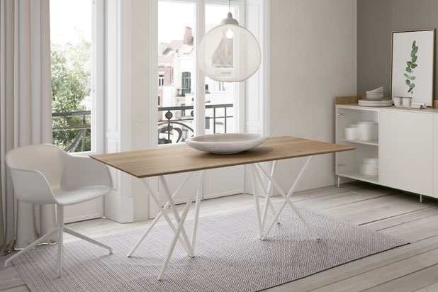 LIBELLE table designed by Martín Consuegra for Mobenia. Photo courtesy of Mobenia.